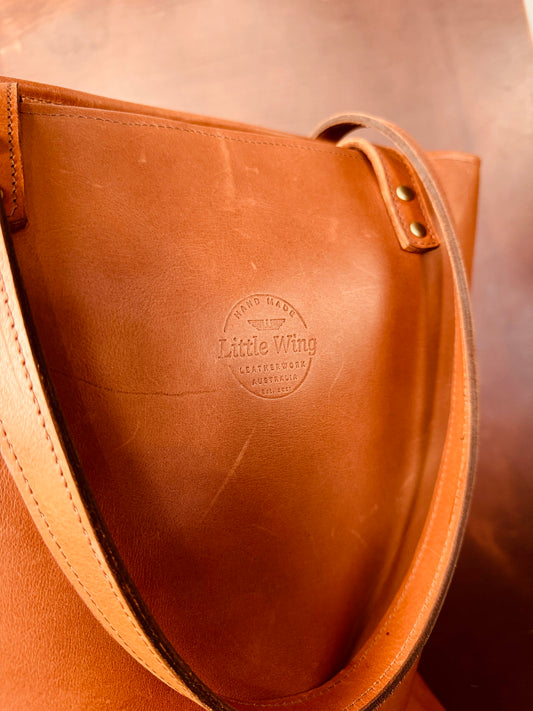 Venice Tote image 0