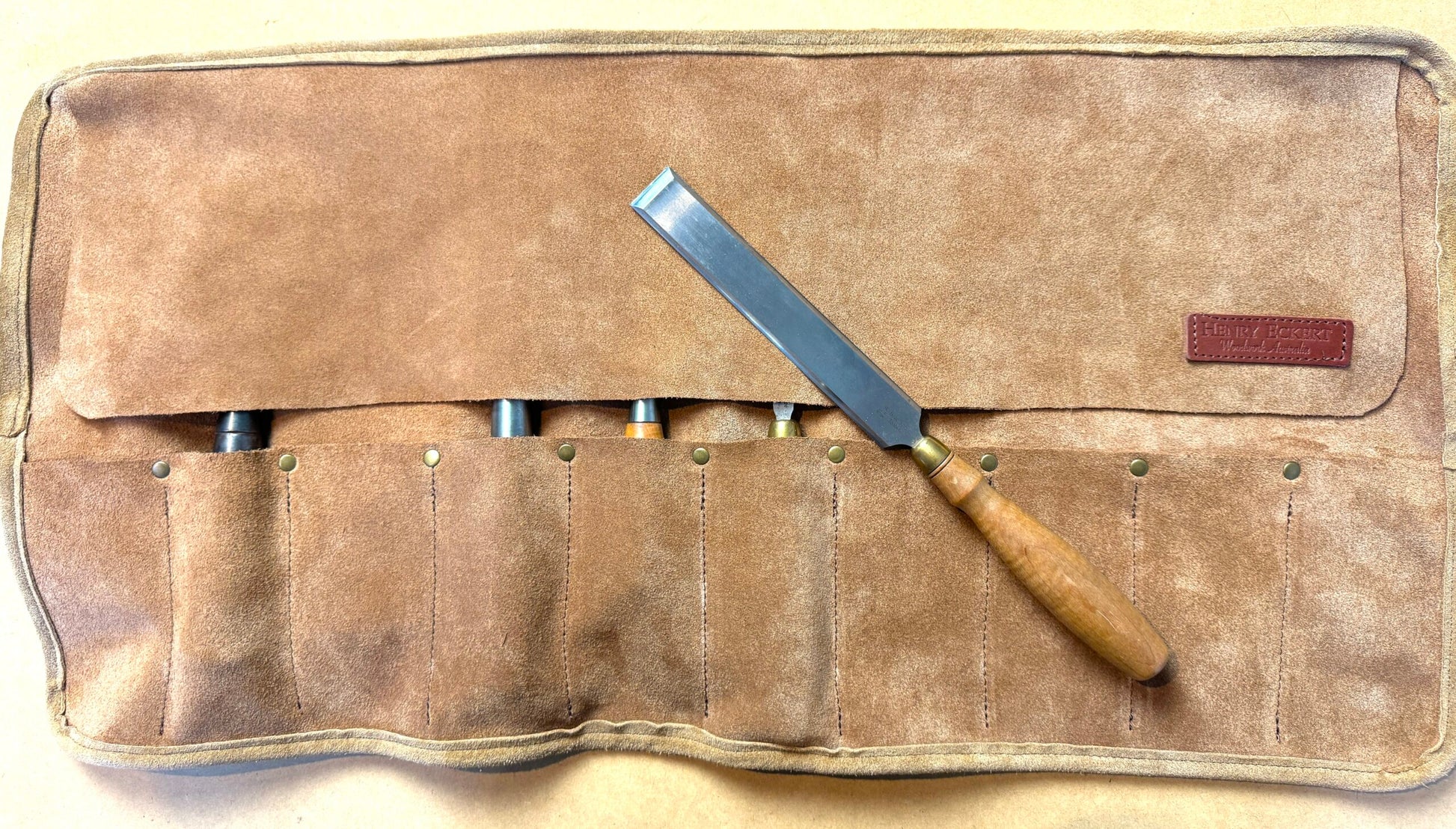 Suede & Full Grain Waxy Pull Up Leather Tool Roll – 6, 8,11 & 15 Pocket image 5