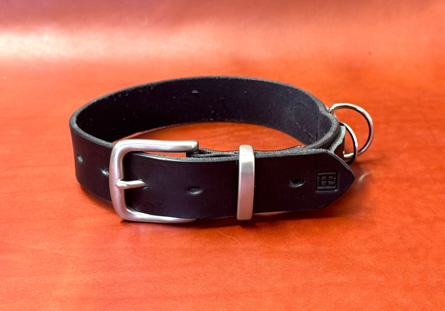 Dog Collar - Full Grain - 5 sizes - Pewter Buckle & Keeper - Charcoal Black image 0