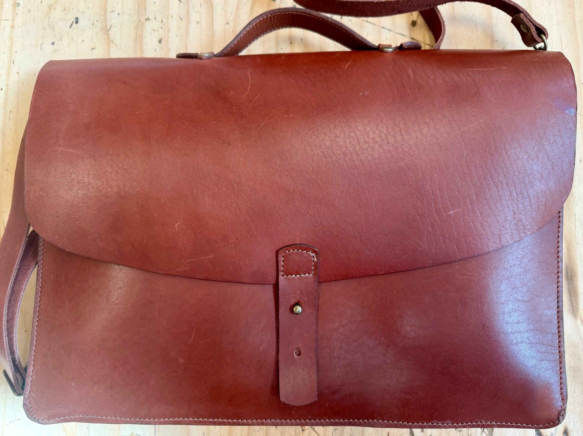 Messenger Case image 0