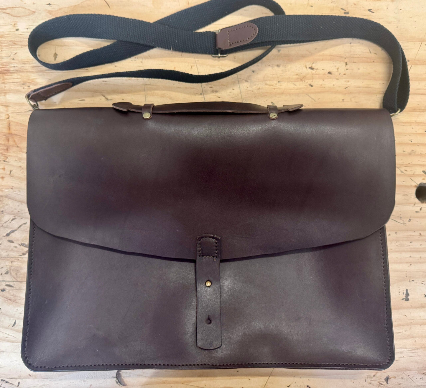 Messenger Case image 2